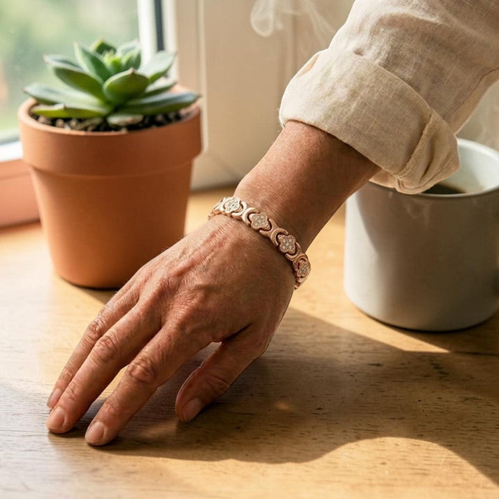 Azul Pure Copper Bracelet With Magnetic Therapy